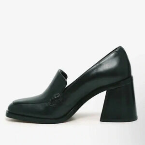 Vince Camuto Pump